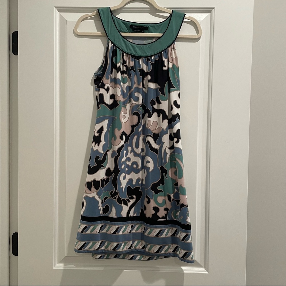 BCBGMaxAzira Abstract Dress